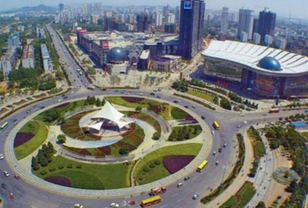 疫情爆发下武汉科技企业遇难题，显示面板产业格局或变